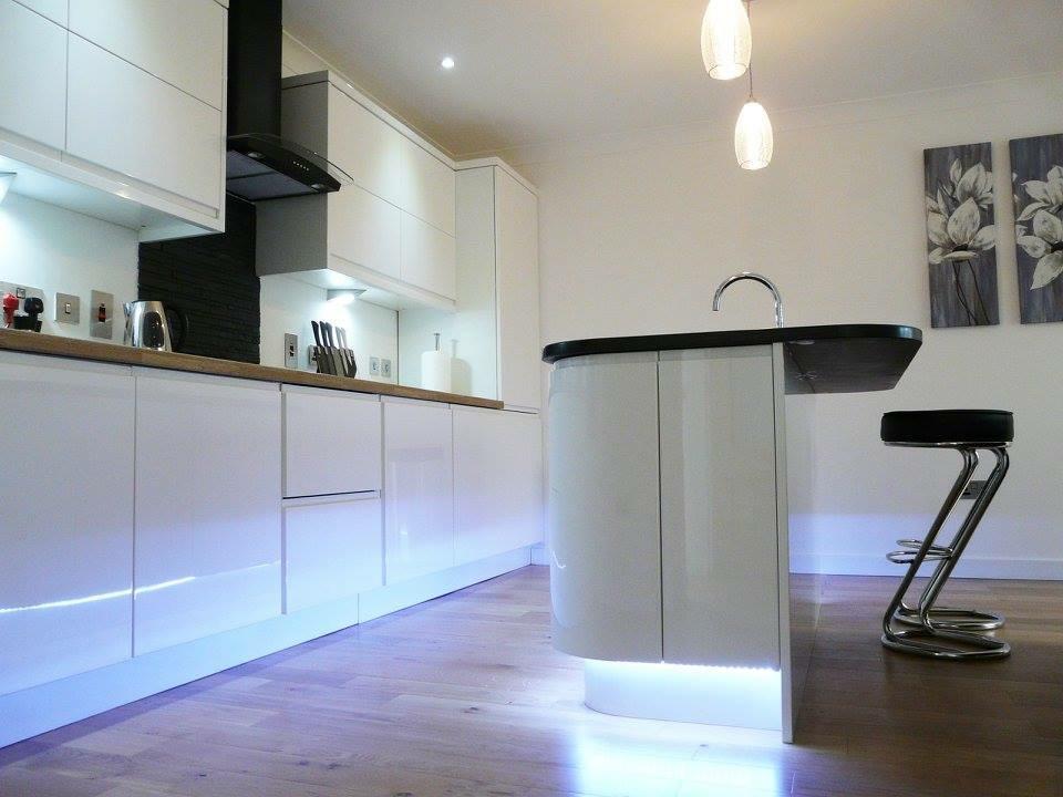 Charming 1Br Cottage With Garden, Spacious Rooms - Part Of Langley Serviced Apartments Several Properties In Wick Wick  Exterior photo